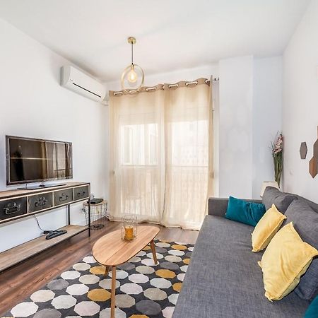 C29 - Trendy Central Apartment With Small Parking And Terrace Malaga Exterior photo
